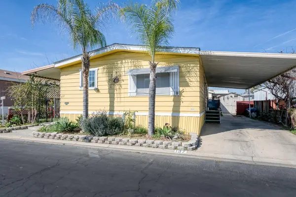 2575 S Willow AVE #137, Fresno, CA 93725