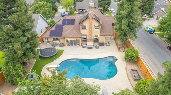 2302 E Chennault AVE, Fresno, CA 93720