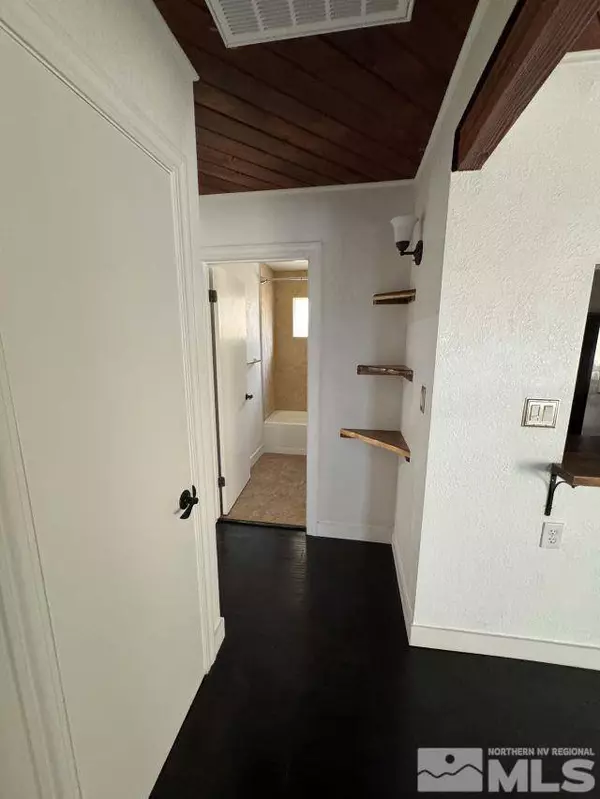 114 Harrison St, Hawthorne, NV 89415