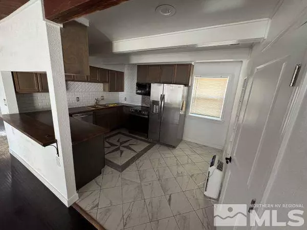 114 Harrison St, Hawthorne, NV 89415