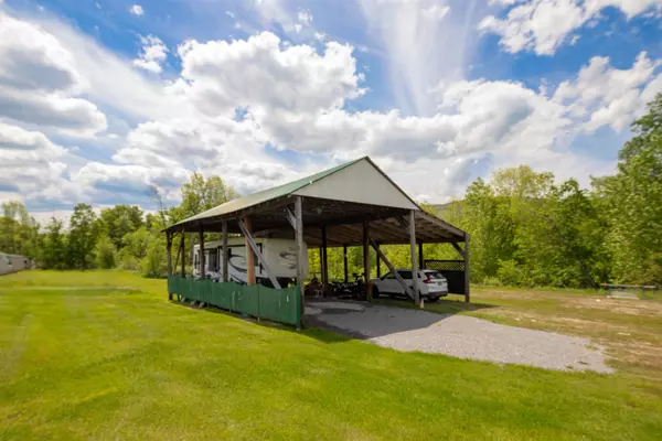 Manchester, VT 05255-9347,233 Squires Rd