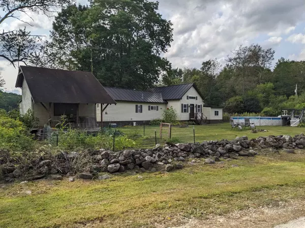 Pittsford, VT 05763-9892,2385 Sugar Hollow Rd