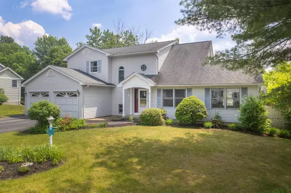 6 Moon Brook Dr, Rutland, VT 05701-3778