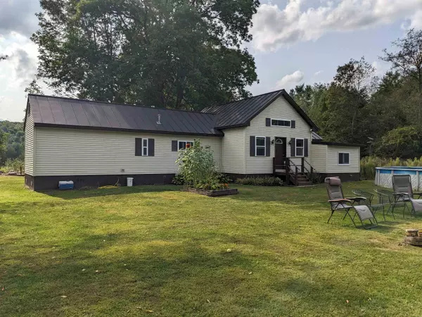 Pittsford, VT 05763-9892,2385 Sugar Hollow Rd