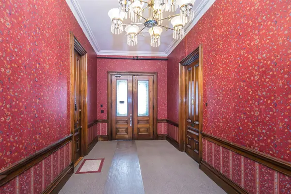 24 South Main ST #2, Rutland City, VT 05701