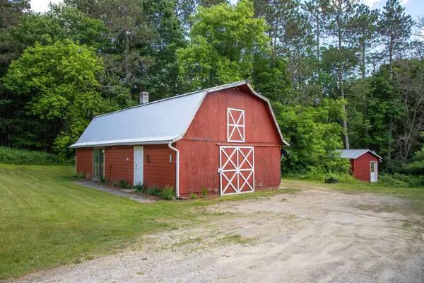 168 Brenda RD, Clarendon, VT 05759
