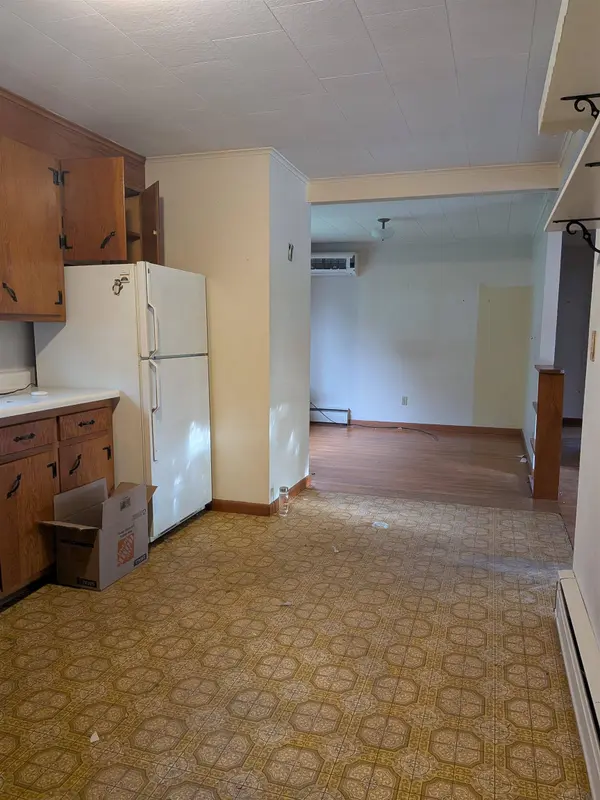 40 Avenue C, Rutland City, VT 05701