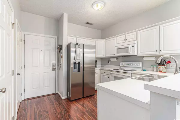 2000 Cross Gate Blvd. #202, Surfside Beach, SC 29575