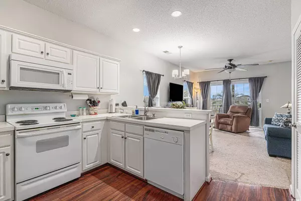 2000 Cross Gate Blvd. #202, Surfside Beach, SC 29575