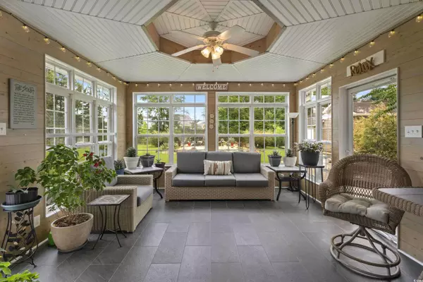 285 Camrose Way, Myrtle Beach, SC 29588