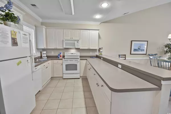 4878 Luster Leaf Circle #402, Myrtle Beach, SC 29577