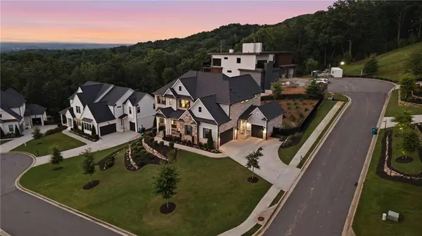 2775 Twisted Oak LN NE, Marietta, GA 30066
