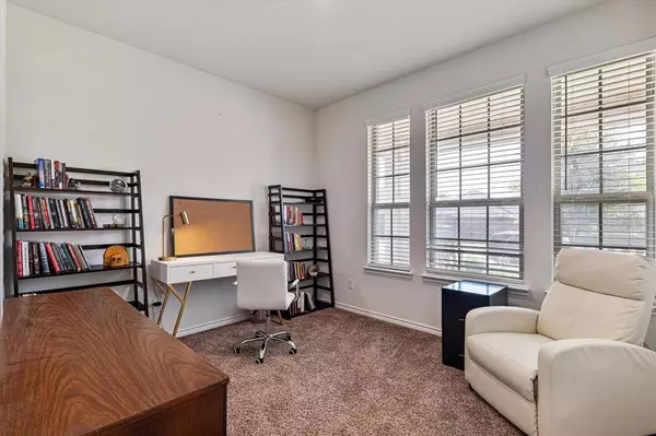 457 Silverstone Drive, Waxahachie, TX 75165