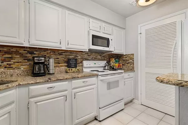 2103 Horizon Trail #3822, Arlington, TX 76011