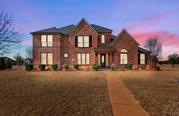 Things to consider when selling your home,Paulette Guest