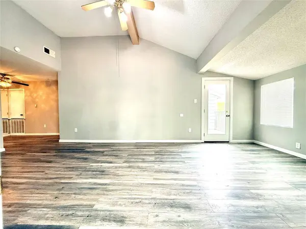 9696 Walnut Street #813, Dallas, TX 75243