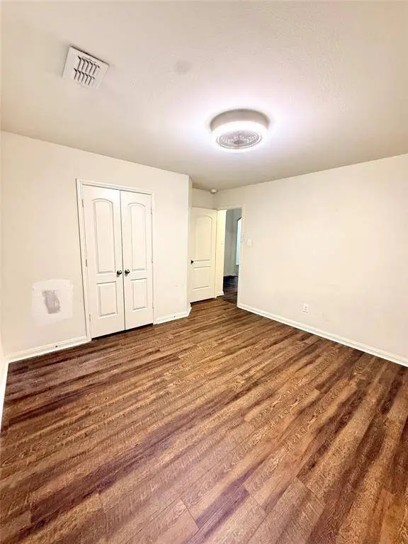 1401 Macy Lane, Dallas, TX 75253