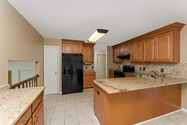 16833 Francis West Ln, Dumfries, VA 22026-2109