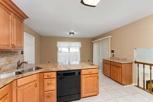 16833 Francis West Ln, Dumfries, VA 22026-2109
