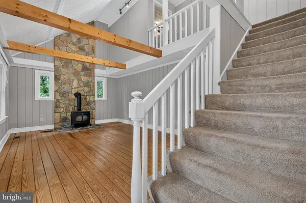 5 HUNTINGTON DR, Fredericksburg, VA 22405