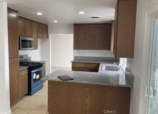 10724 Crab Apple, California City, CA 93505