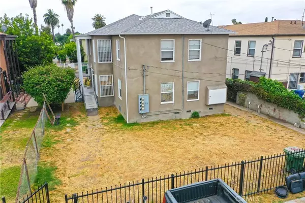 1931 W 35th ST, Los Angeles, CA 90018