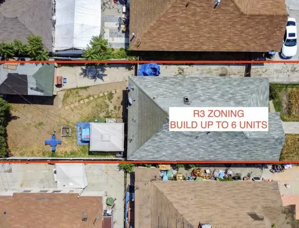 405 E 43rd PL, Los Angeles, CA 90011