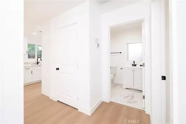 5741 S St Andrews PL #1/2, Los Angeles, CA 90062