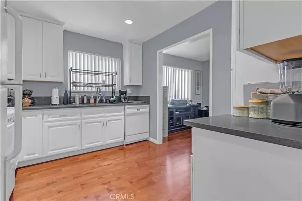 12334 Chandler #C, Valley Village, CA 91607