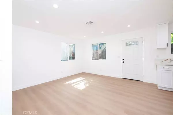 5739 S St Andrews, Los Angeles, CA 90062