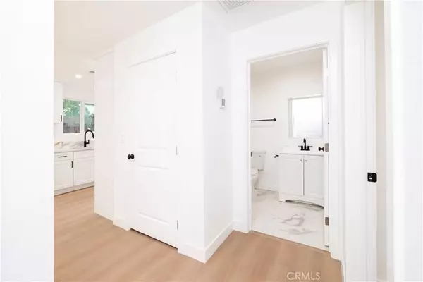 5739 S St Andrews, Los Angeles, CA 90062