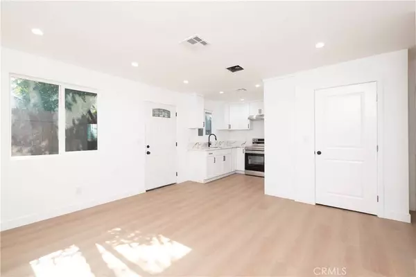 5739 S St Andrews, Los Angeles, CA 90062