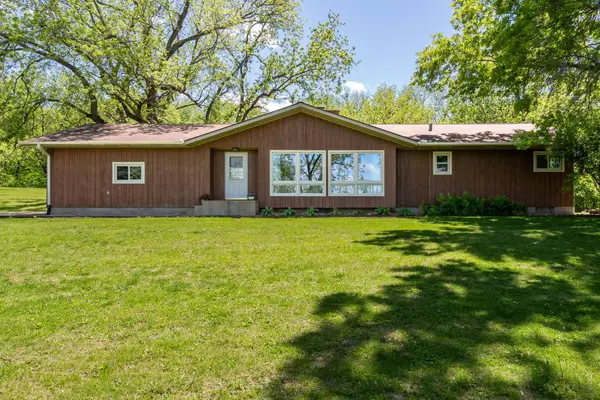 7922 78th AVE, Milan, IL 61264