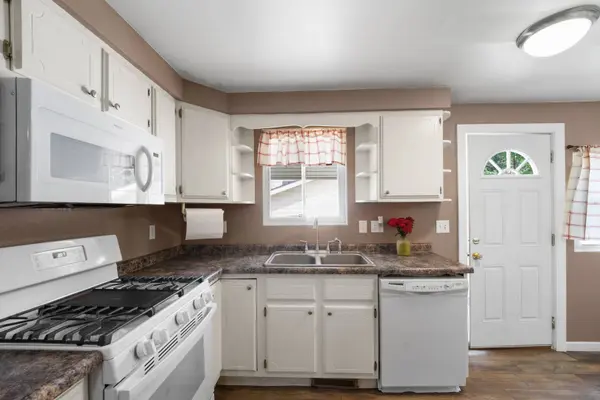2113 Madison ST, Davenport, IA 52804