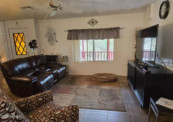 1509 E WELLS FARGO Road, Prescott, AZ 86303