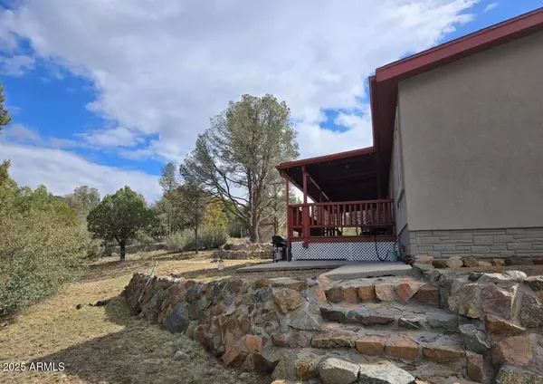 1509 E WELLS FARGO Road, Prescott, AZ 86303