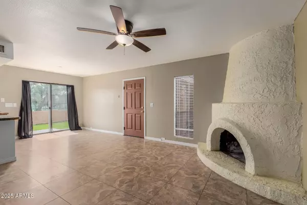 801 E NORTH Lane #1, Phoenix, AZ 85020