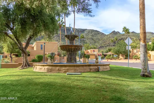 801 E NORTH Lane #1, Phoenix, AZ 85020