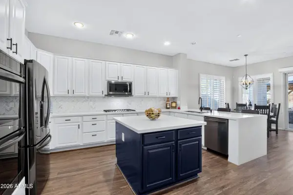 898 W GROVE Street, Litchfield Park, AZ 85340