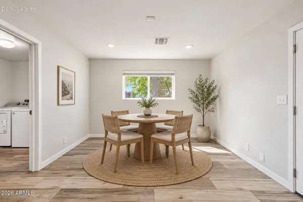 827 W ROMO JONES Street, Tempe, AZ 85281