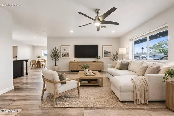 827 W ROMO JONES Street, Tempe, AZ 85281