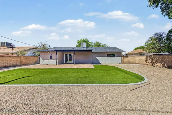 827 W ROMO JONES Street, Tempe, AZ 85281
