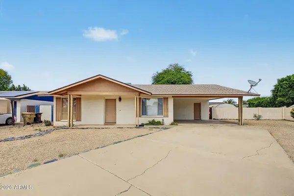 5712 E ESTRID Circle