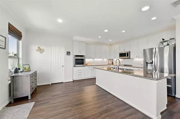 21643 Manitou Falls LN, Katy, TX 77449