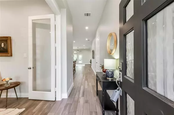 20023 Wild Horse Hollow LN, Tomball, TX 77377