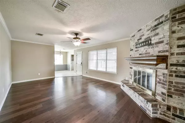 11603 Barwood Bend DR, Houston, TX 77065