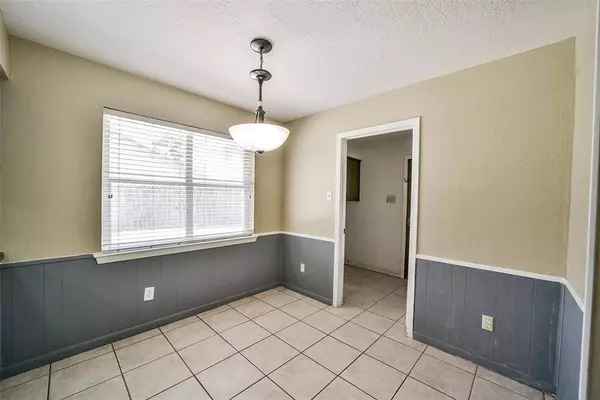 11603 Barwood Bend DR, Houston, TX 77065