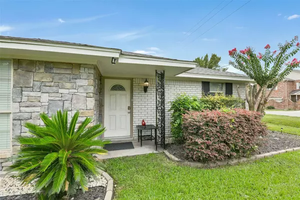 10502 Deval DR, Cypress, TX 77429