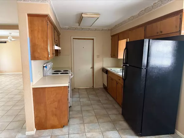 5326 De Lange LN, Houston, TX 77092