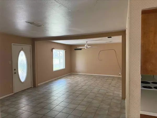 5326 De Lange LN, Houston, TX 77092